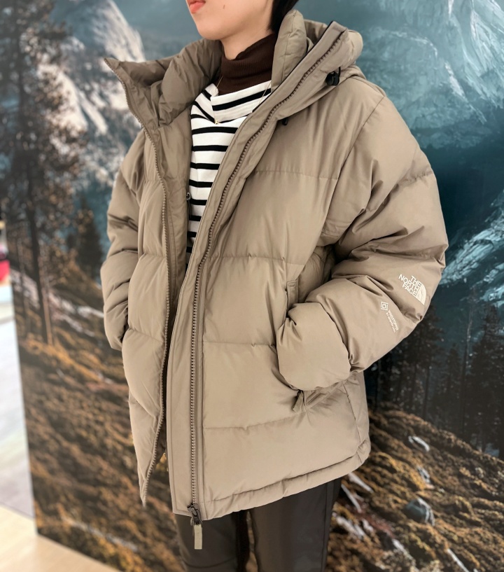 オルタレーションダウンシェルパーカー